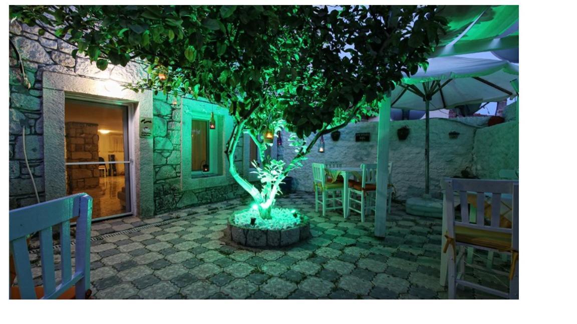 Monat Otel Hacimemis Alacatı Bagian luar foto