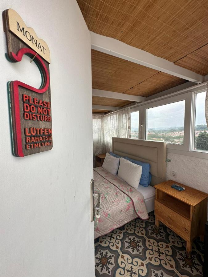 Monat Otel Hacimemis Alacatı Bagian luar foto