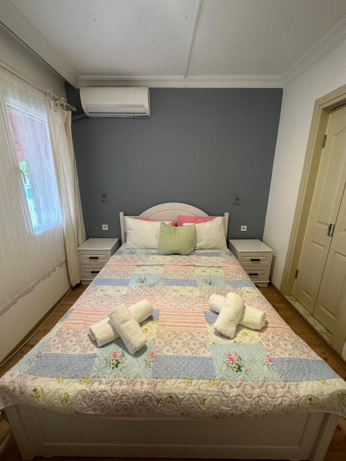 Monat Otel Hacimemis Alacatı Bagian luar foto