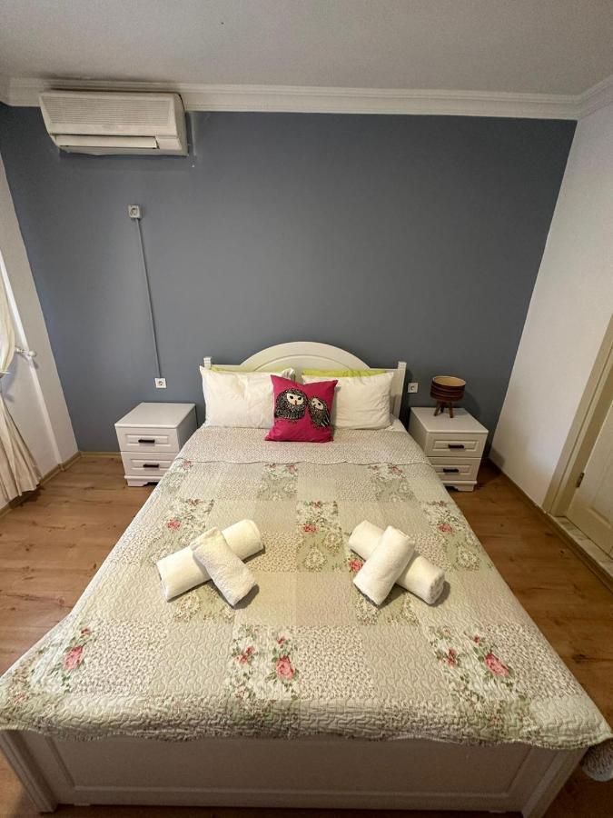 Monat Otel Hacimemis Alacatı Bagian luar foto