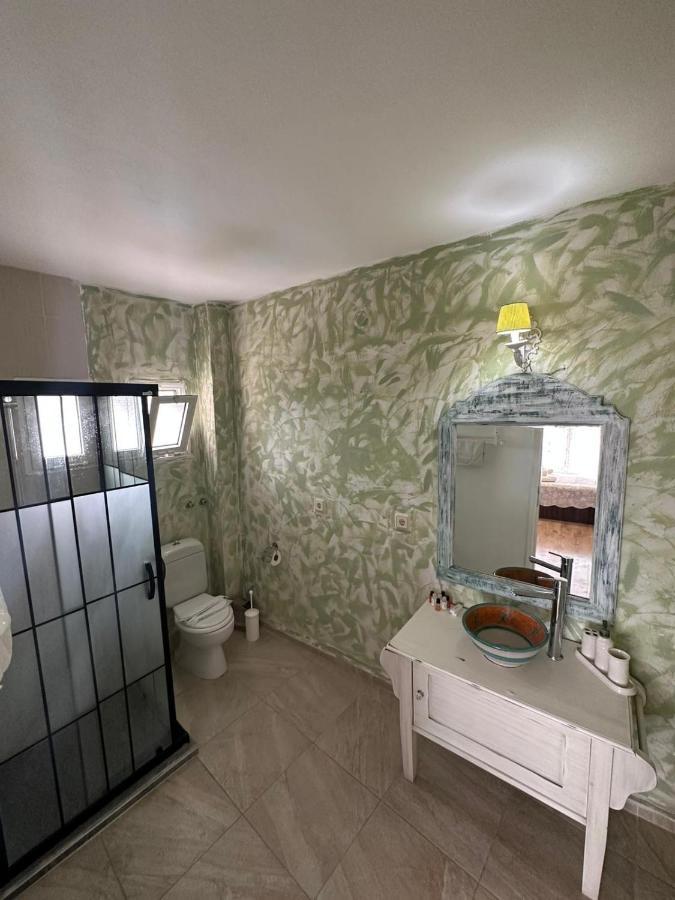 Monat Otel Hacimemis Alacatı Bagian luar foto