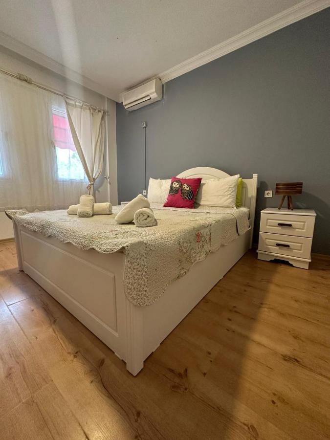 Monat Otel Hacimemis Alacatı Bagian luar foto